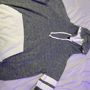 Zumiez girls pullover hoodie